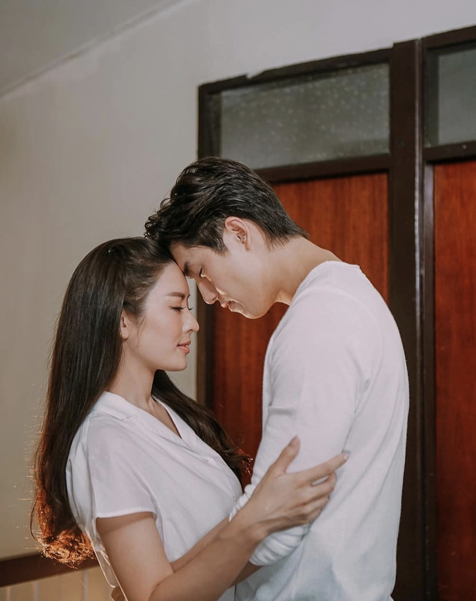 ต่อ ธนภพ แสดงตัวหลัง แอฟ ทักษอร ถามหาคนไหนเก๋าทักมาหาหน่อย