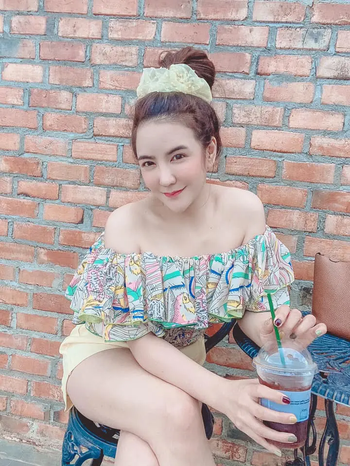 สาวเจ้าของธุรกิจ ประกาศหาคู่ พร้อมมอบเงิน 1แสน ให้พ่อสื่อแม่สื่อหากทำ