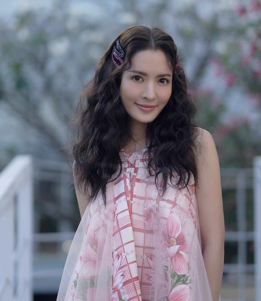 ต่อ ธนภพ แสดงตัวหลัง แอฟ ทักษอร ถามหาคนไหนเก๋าทักมาหาหน่อย