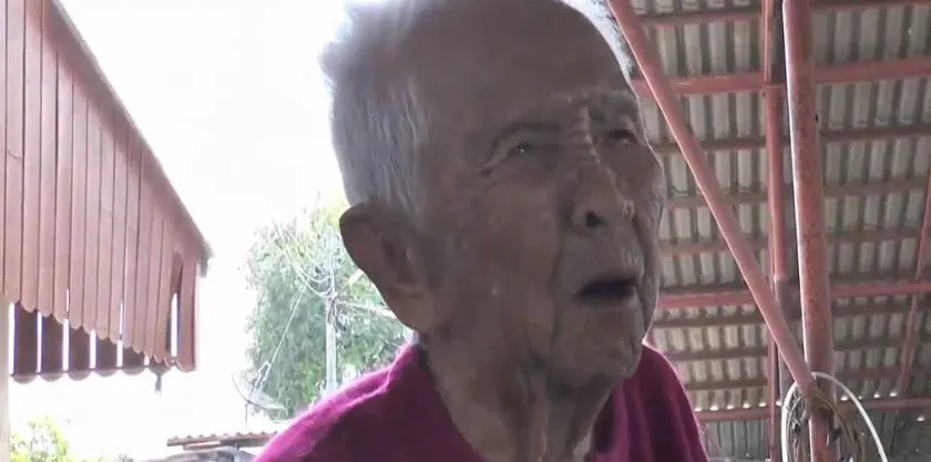 ยายเเสงวัย99ปี เครียดนอนไม่หลับ ถูกเรียกคืนเบี้ยผู้สูงอายุเกือบเเสน