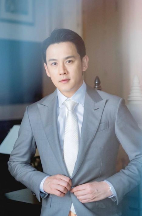 ฟลุค เกริกพล ทนไม่ไหว โผล่คอมเมนต์ โบ ชญาดา หลังถูกตะโกนห้ามเข้าวัด