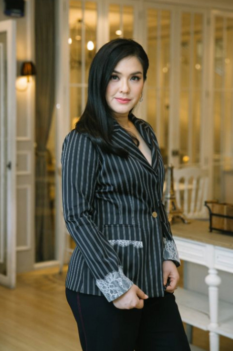 ฟลุค เกริกพล ทนไม่ไหว โผล่คอมเมนต์ โบ ชญาดา หลังถูกตะโกนห้ามเข้าวัด