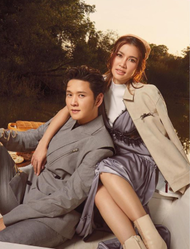 โต๋ ศักดิ์สิทธิ์ ควง ไบร์ท พิชญทัฬห์  ถ่ายแบบขึ้นปกนิตยสารครั้งแรก