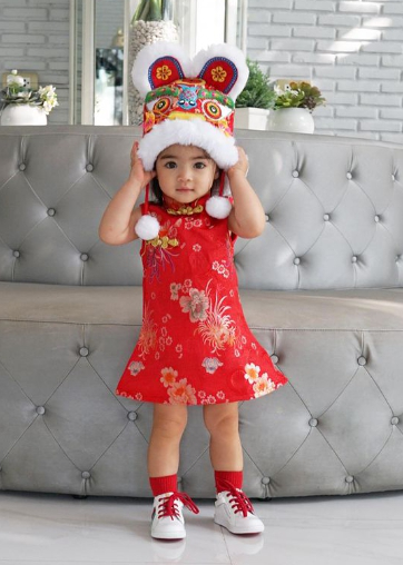 แม่ลิเดีย จับลูกสาว น้องเดมี่ ใส่ชุดกี่เพ้ารับเทศกาลตรุษจีน2021
