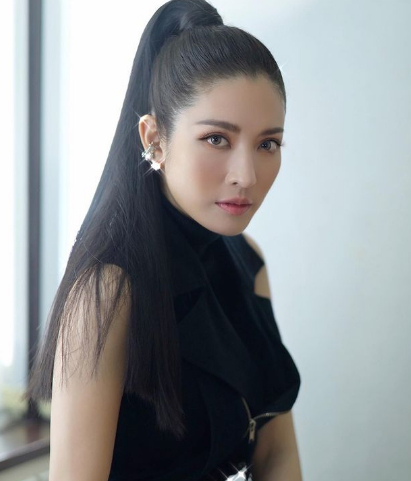 แอฟ ทักษอร สะเทือนใจ โผล่คอมเมนต์ กาละแมร์ หลังยุติบทบาทพิธีกร3แซ่บ