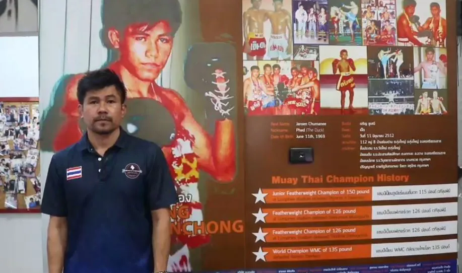 อดีตยอดมวยไทยเงินเเสน ผันตัวเปิดร้านขนมจีน หารายได้เลี้ยงลูกน้องในค่าย