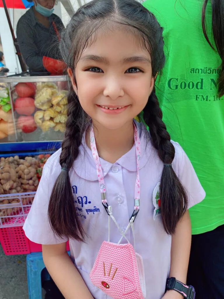 ส่องภาพ "น้องผักบุ้ง" หนูน้อยสุดน่ารัก หน้าตาจิ้มลิ้ม เห็นแล้วใจละลาย