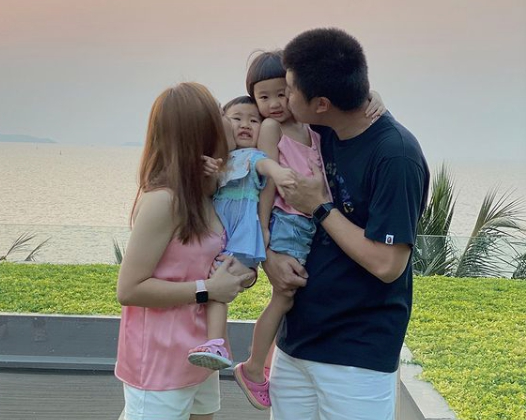 เอ็ม บุษราคัม พาครอบครัวหนีโควิด พักผ่อนตากอากาศต่างจังหวัดในวันหยุด