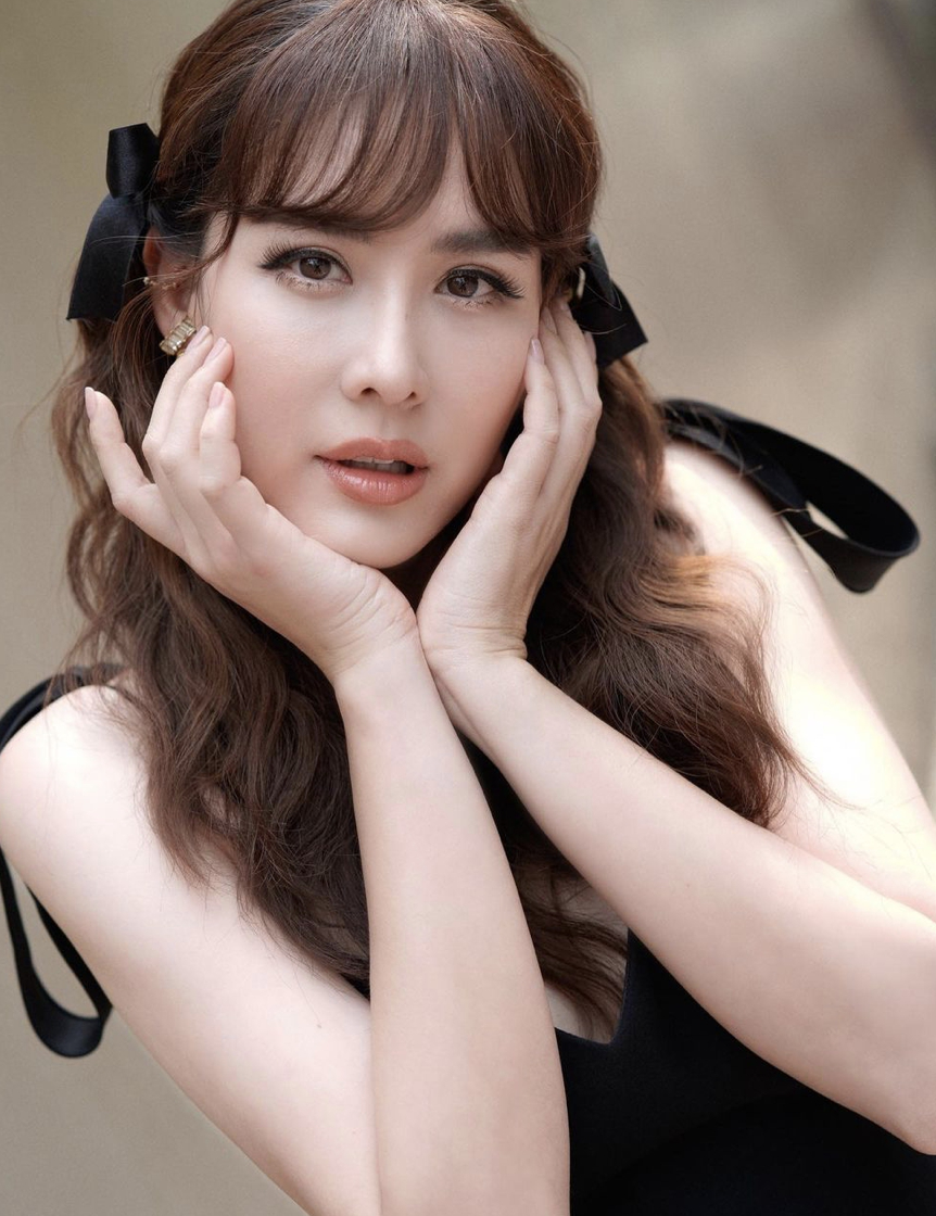 นุ้ย สุจิรา ขอย้อนวัยทำผมหน้าม้า พร้อมโชว์เต้นแจกความสดใสกระชากวัย