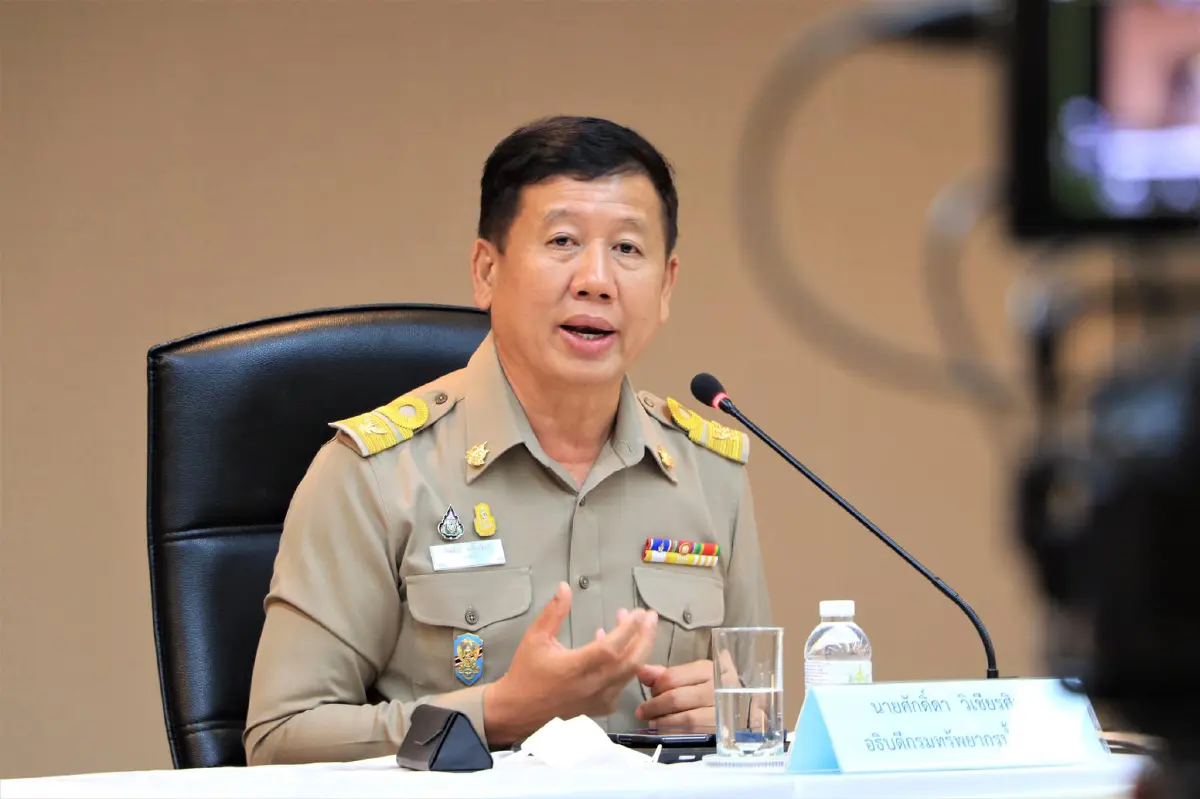 อธิบดีฯชิม"น้ำพุโซดา"ออกสื่อ ดื่มได้ปลอดภัย เเหล่งน้ำคุณภาพดีสุดในไทย