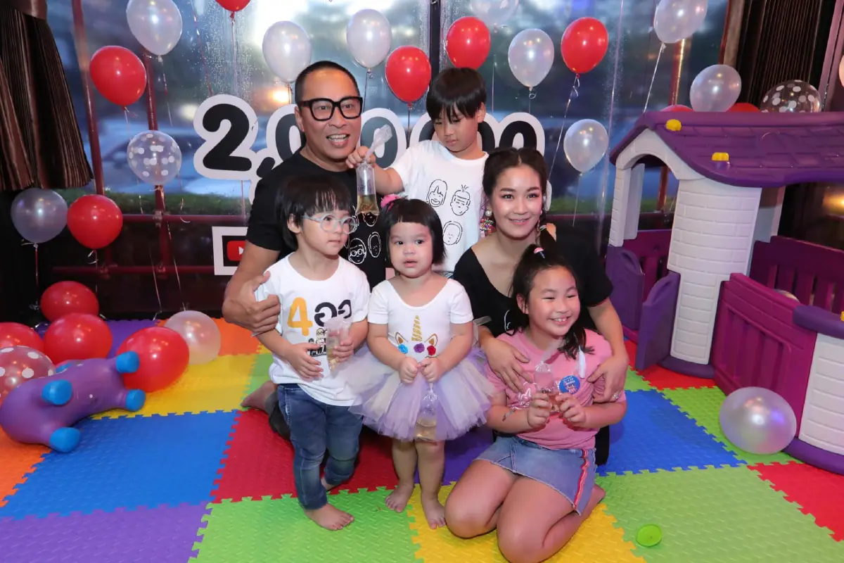 เปิ้ล นาคร เผยคลิปลูกชาย น้องออก้า เก็บเงินก้อนแรกในชีวิต