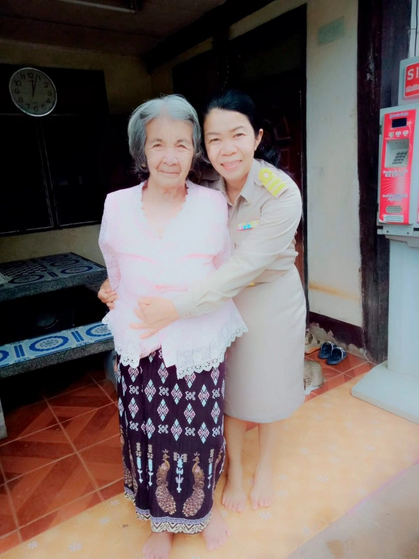อดีตสาวโรงงาน สู้สุดใจสอบบรรจุครู  รับราชการในวัย 49 ปี