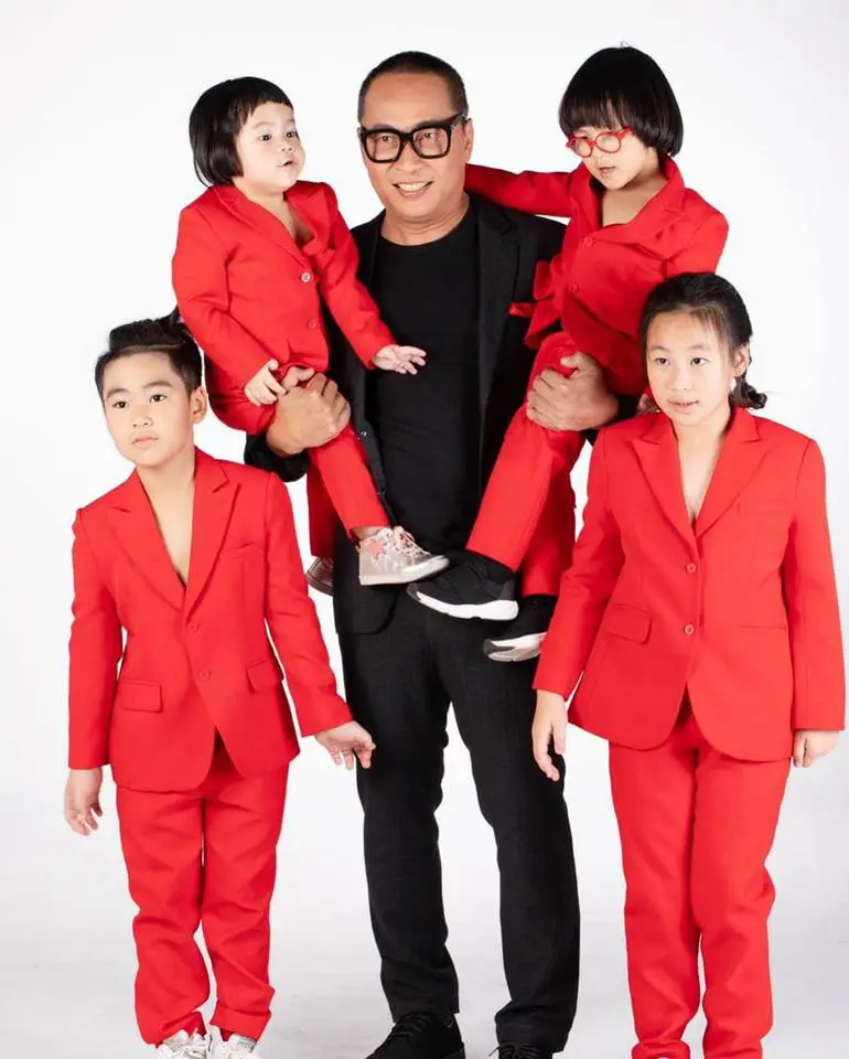 เปิ้ล นาคร เผยคลิปลูกชาย น้องออก้า เก็บเงินก้อนแรกในชีวิต