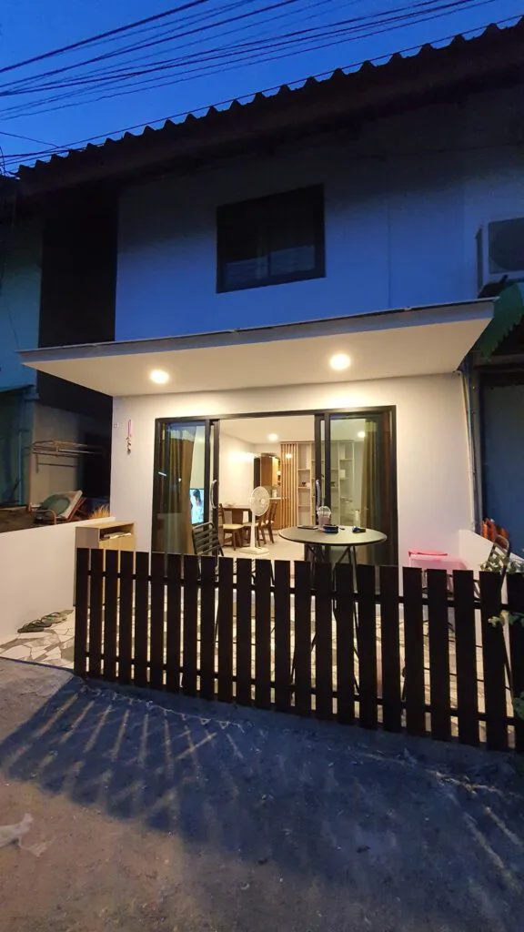 รีโนเวท บ้านมือสอง สภาพเหมือนบ้านร้าง ให้กลายเป็นบ้านใหม่เพียง 22วัน