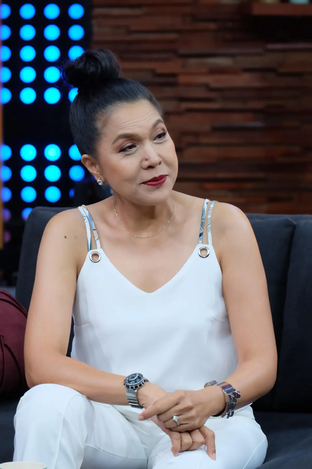 "ท็อป ดารณีนุช" โผล่กดไลค์โพสต์ "แอน จักรพงษ์" หลังซัดกลับแรงถึง "ณวัฒน์"