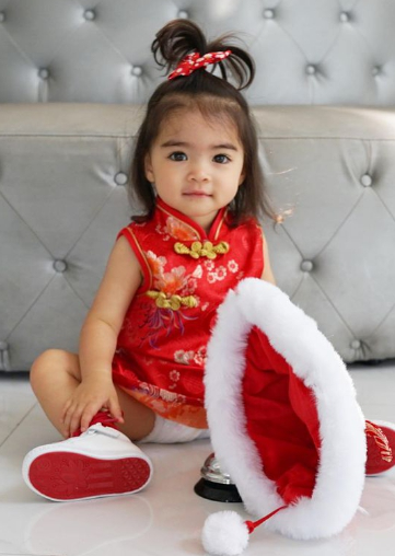 แม่ลิเดีย จับลูกสาว น้องเดมี่ ใส่ชุดกี่เพ้ารับเทศกาลตรุษจีน2021