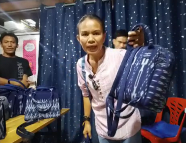 สาวทนไม่ไหว โพสต์ทันที หลังสั่งกระเป๋า จากร้านแม่น้องชมพู่