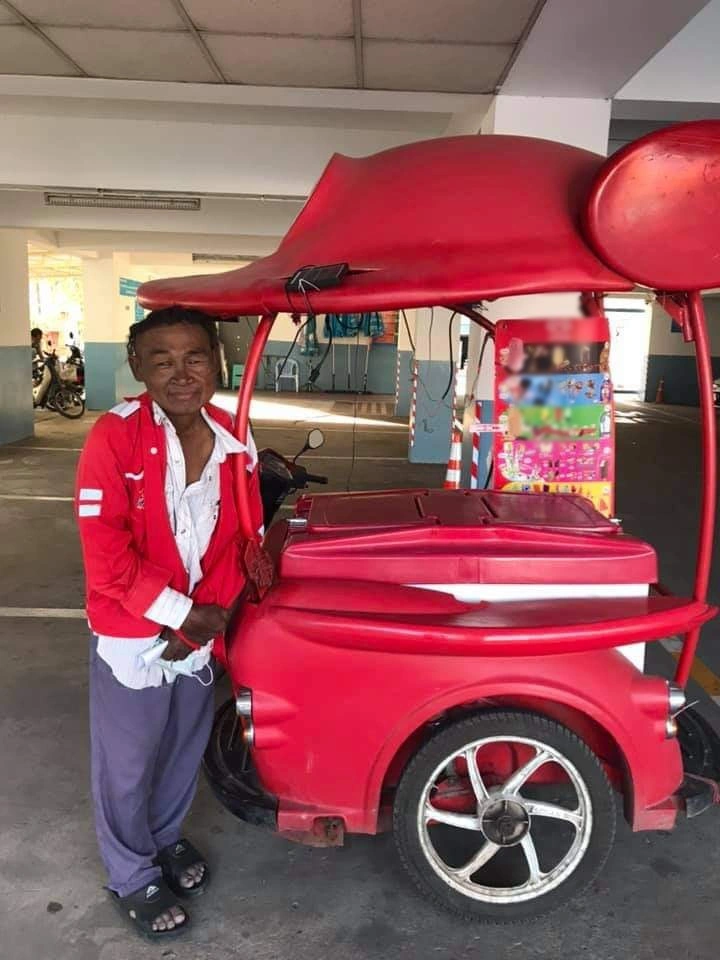 คุณลุงขายไอติม ทำกระเป๋าหาย มีเงินร่วม 8,000 ต้องจ่ายคืนบริษัท