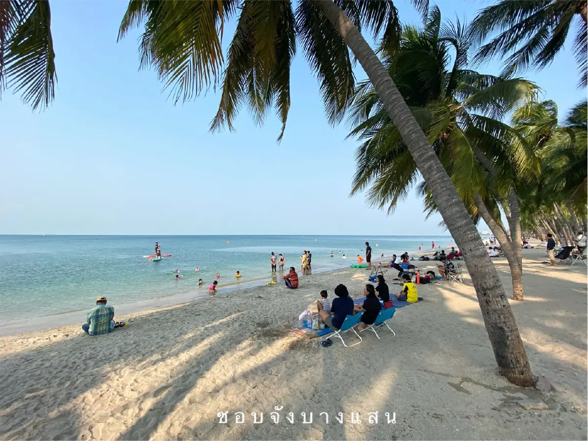 ภาพล่าสุด หาดบางแสน หลังคนแห่เที่ยวแน่นหาด เริ่มกลับมาคึกครื้นอีกครั้ง