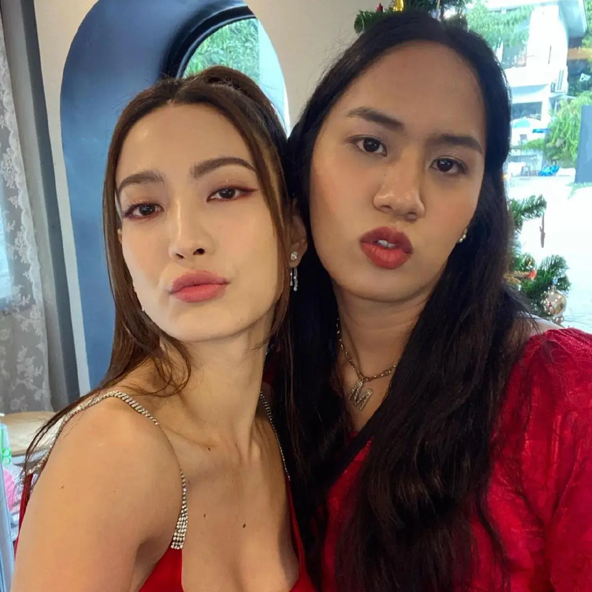 แต้ว ณฐพร ไลฟ์สดพูดคุยกับผู้จัดการ ที่ติดเชื้อโควิด