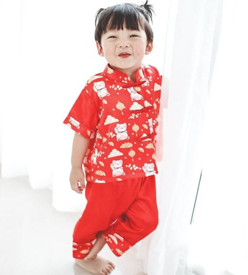นิวเคลียร์ พาลูกชาย น้องไทก้า ถ่ายแบบต้อนรับเทศกาลตรุษจีน