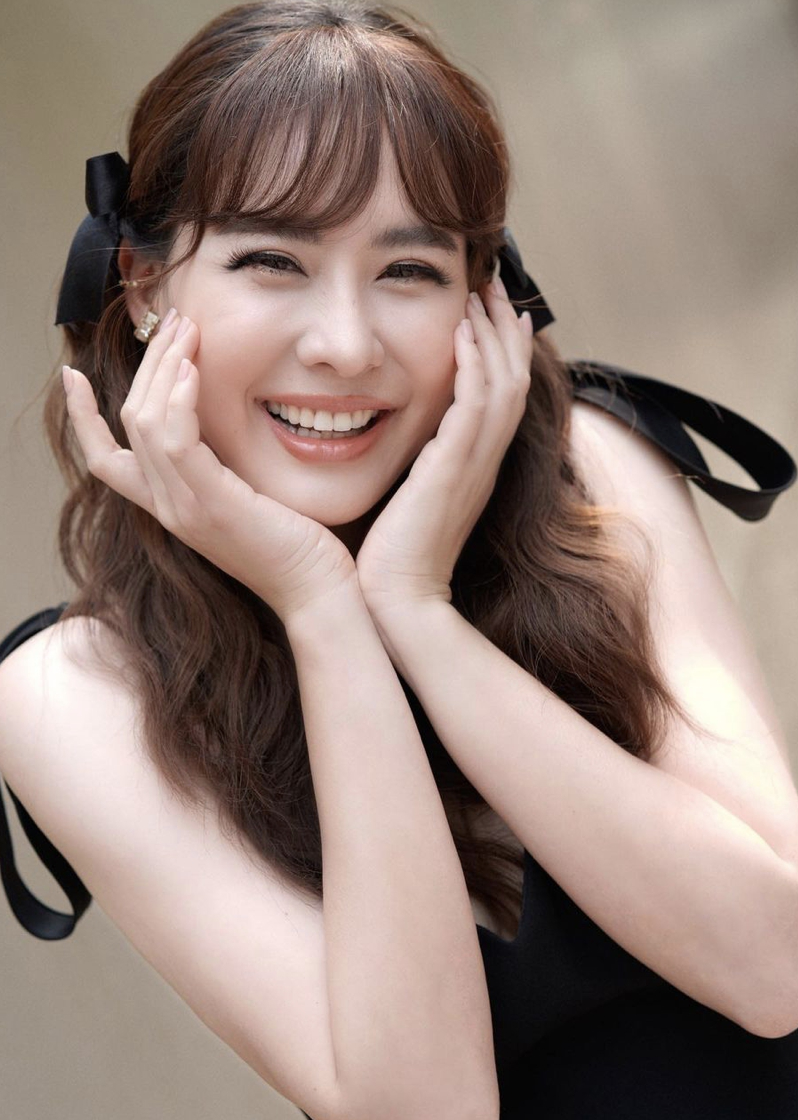 นุ้ย สุจิรา ขอย้อนวัยทำผมหน้าม้า พร้อมโชว์เต้นแจกความสดใสกระชากวัย