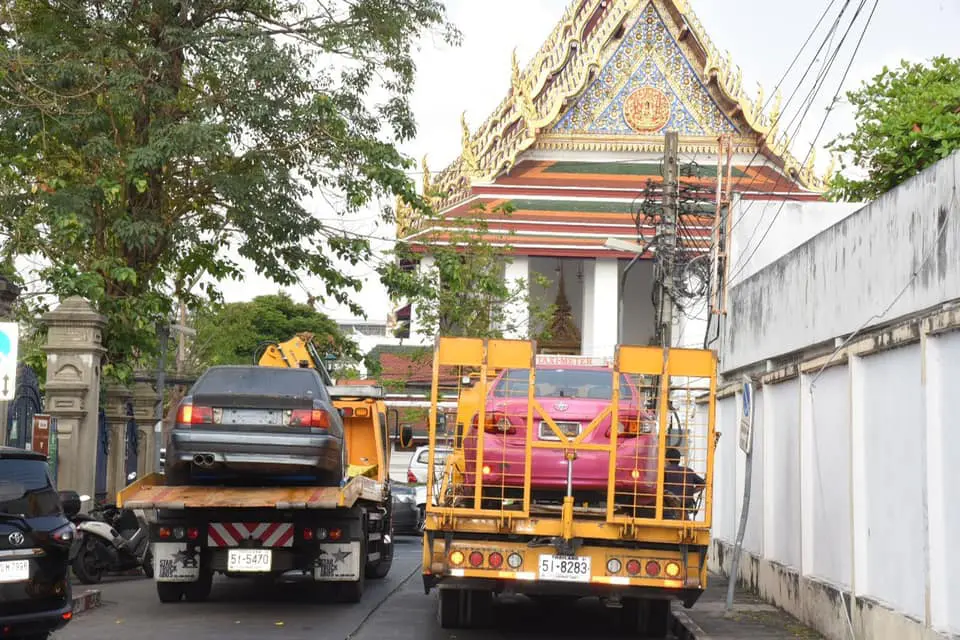 ภารกิจเก็บเรียบ ซากรถจอดทิ้งเกะกะเกลื่อนพื้นที่กทม.