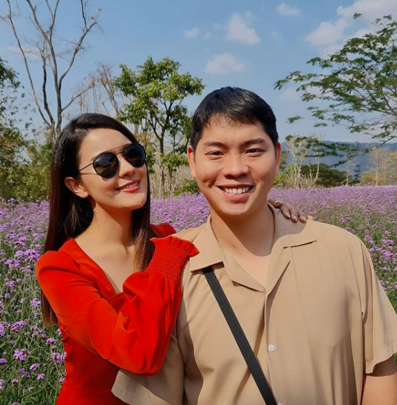 ซูโม่กิ๊ก พาลูกสะใภ้ เปา เปาวลี ทานดินเนอร์อาหารหรู พร้อมหน้าครอบครัว