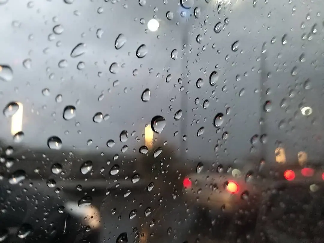อุตุฯ ประกาศเตือนภัย พายุฝนฟ้าคะนองลมกระโชกแรงบริเวณประเทศไทยตอนบน