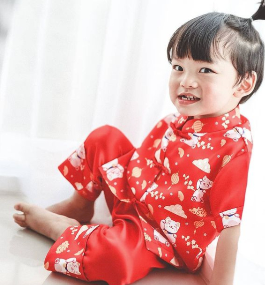 นิวเคลียร์ พาลูกชาย น้องไทก้า ถ่ายแบบต้อนรับเทศกาลตรุษจีน