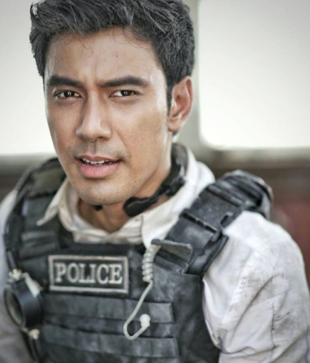 เอส กันตพงศ์ เตรียมเล่นกล้ามไว้หนวด น้องวาเลนติน่า นอนยิ้มหวาน