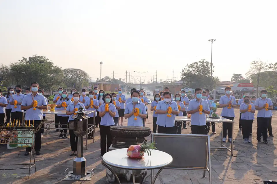 ส่งทีมเฝ้าระวังสอบสวนควบคุมโรคลพบุรี13คน ลงพื้นที่สมุทรสาครตรวจเชิงรุก