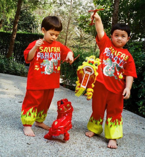 ยายหนิง นำทีมหลานฝาแฝด สายฟ้า-พายุ เดินขออั่งเปาจาก แม่ชมพู่
