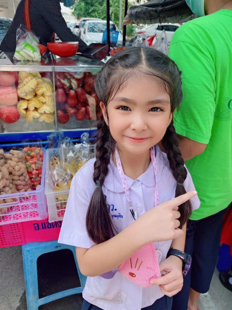 ส่องภาพ "น้องผักบุ้ง" หนูน้อยสุดน่ารัก หน้าตาจิ้มลิ้ม เห็นแล้วใจละลาย