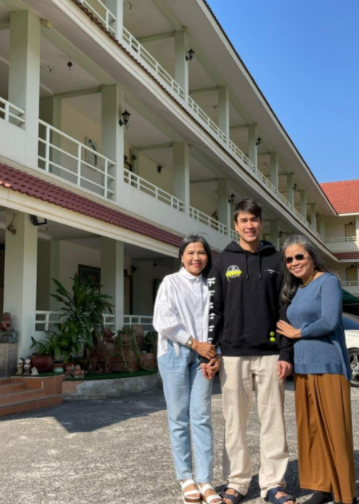 ณเดชน์ กลับบ้านเกิด จ.ขอนแก่น พาไปชมอะพารต์เมนต์ที่สร้างไว้ให้คุณแม่