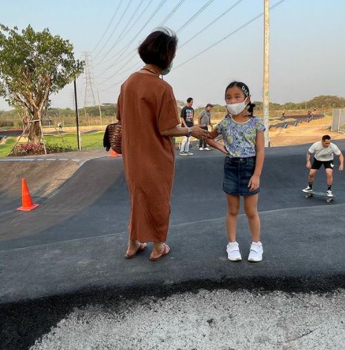 ส่อแววดราม่า สงกรานต์ พาลูกสาว น้องปีใหม่ เจอ แมท ภีรนีย์