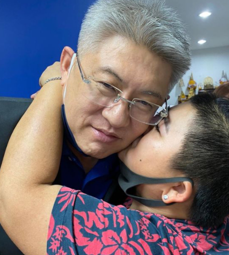 โก๊ะตี๋ อารามบอย เผยต้องมองรูปคู่ สรุยทธ ทุกวันก่อนขึ้นไปนอน