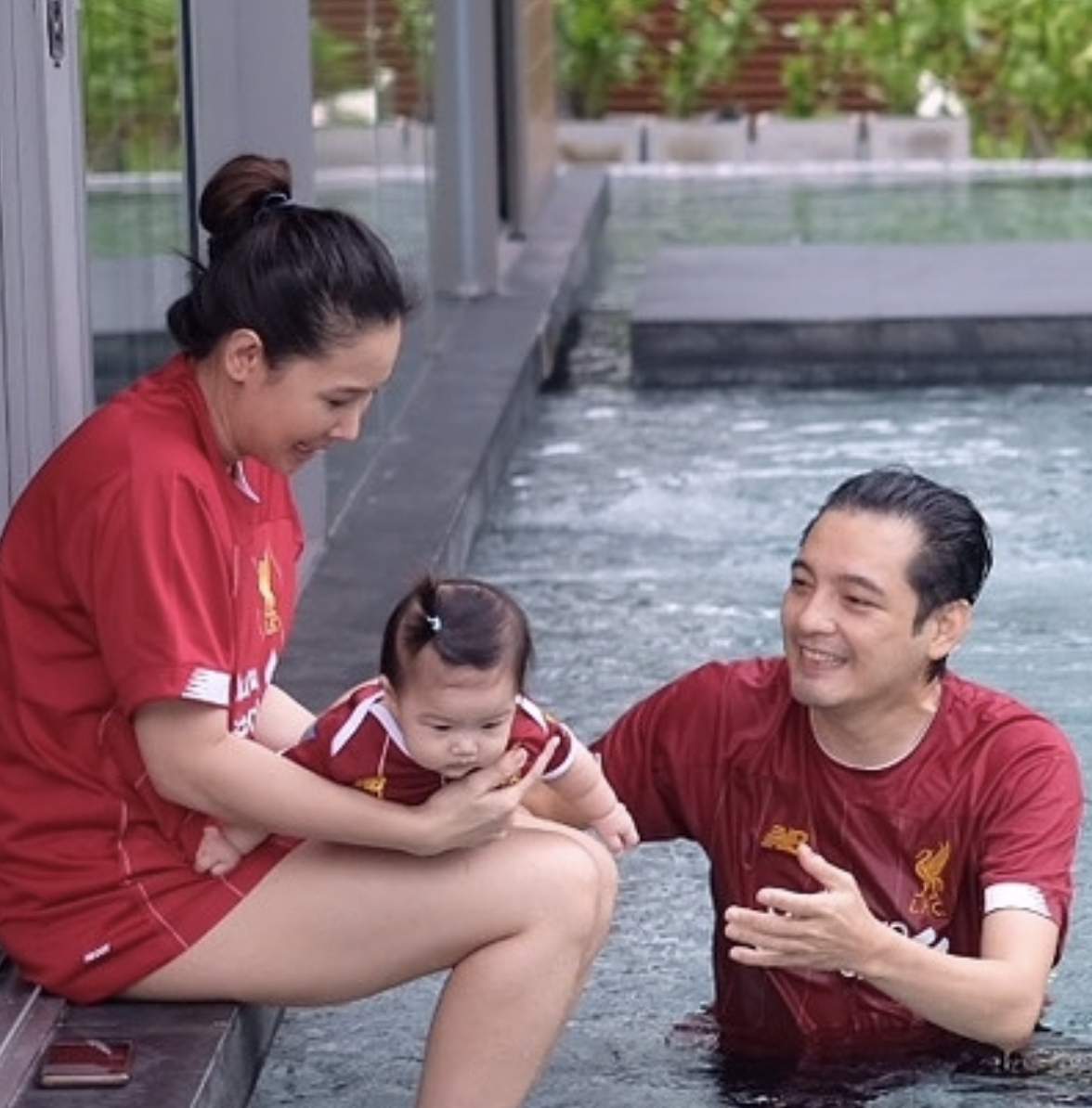 หนุ่ม ศรราม พาลูกสาว น้องวีจิ ไปเที่ยวกันสองคนพ่อลูก ในช่วงวันหยุด