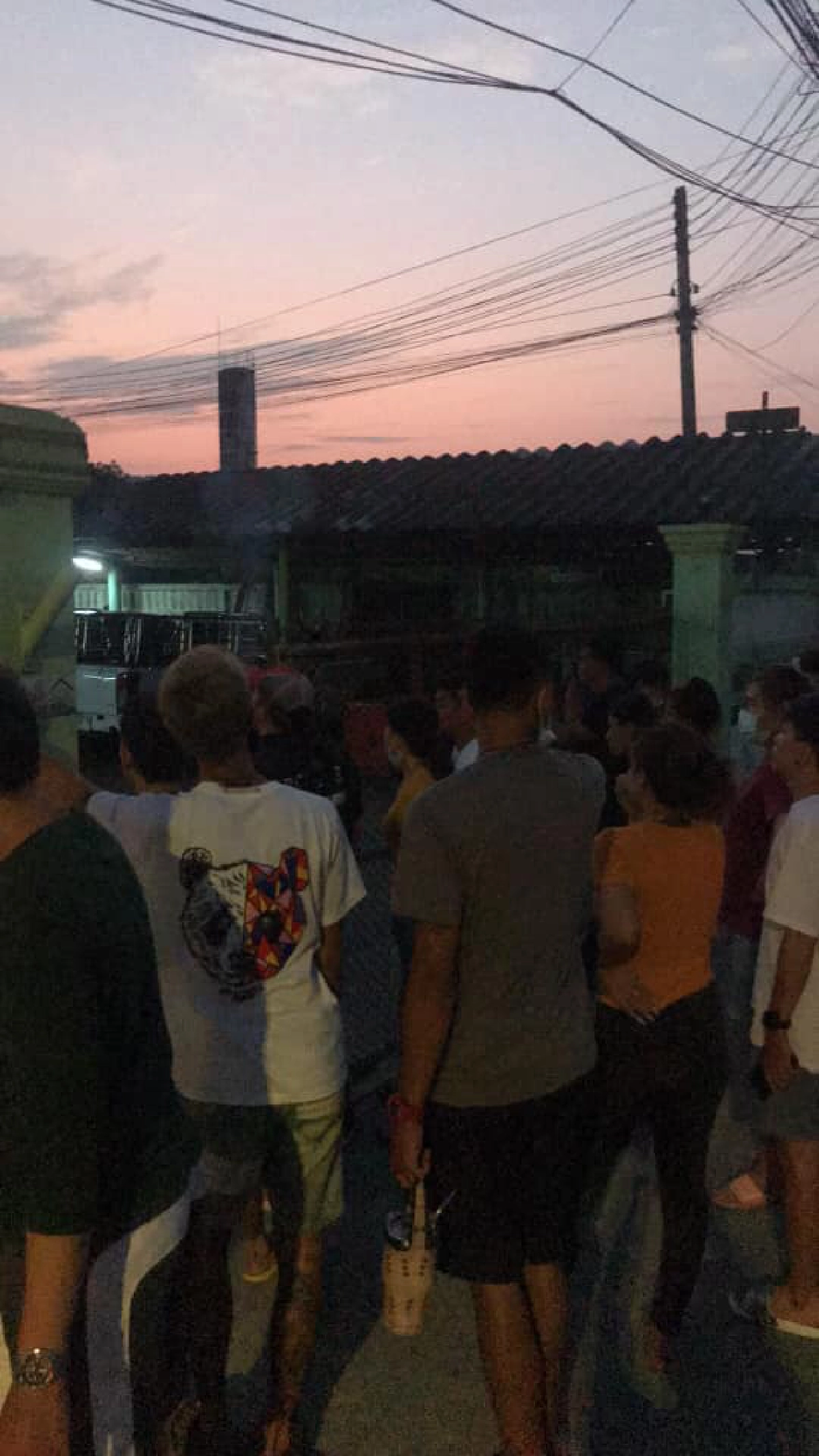 หนุ่มประจวบฯบุกร้านหมูหันเจ้าดังนครปฐม หลังจ่ายเงินแต่ไม่ได้ของกิน