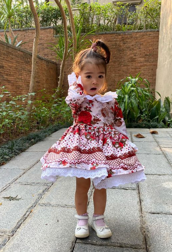 แม่ลิเดีย อวดความน่ารักลูกสาว น้องเดมี่ จับใส่ชุดเดรส น่ารักมาก