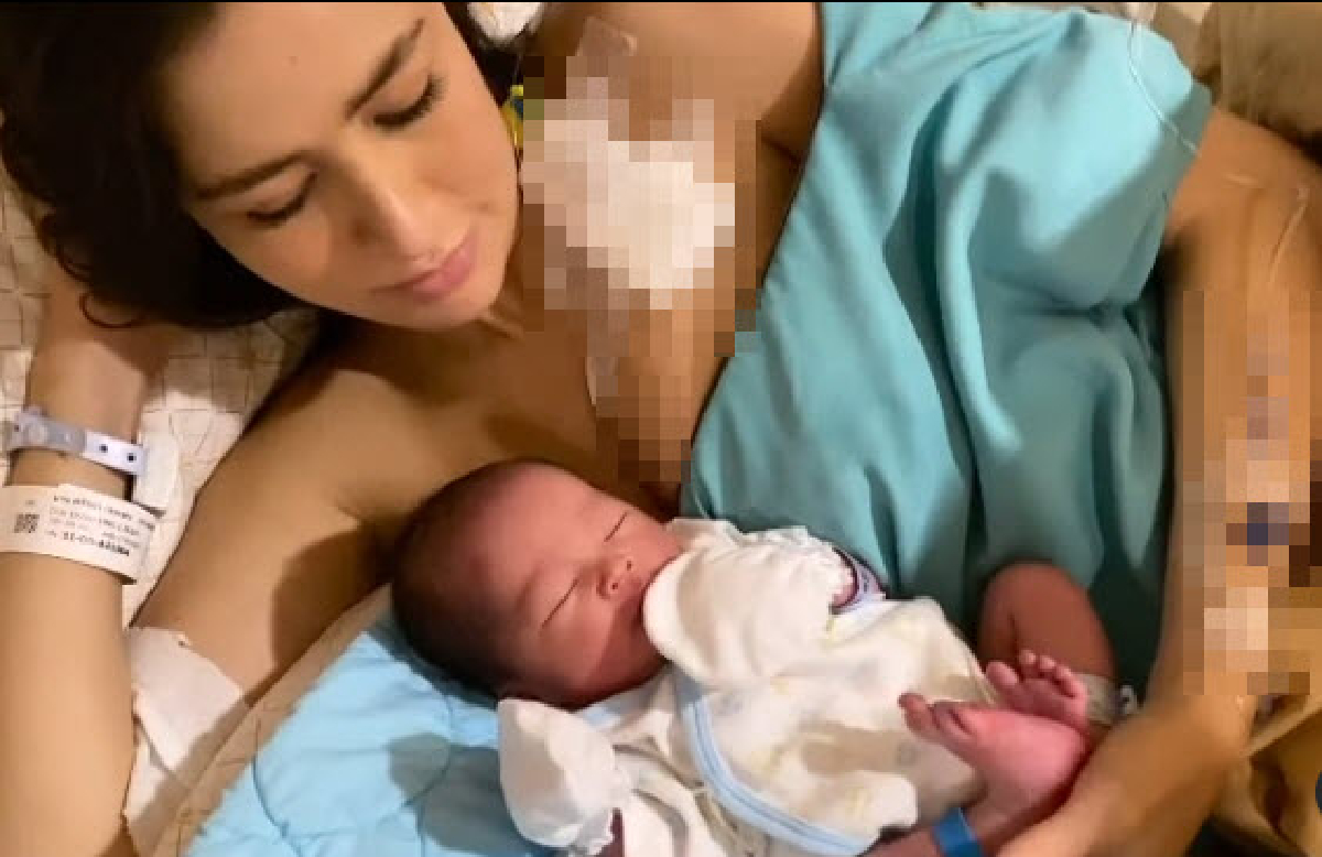ชาวเน็ตแห่เป็นห่วง ศรีริต้า หลังคลอดลูกชาย น้องกวินท์ อัศวิน แต่กลับมีผ้าพันแผลที่หัวไหล่