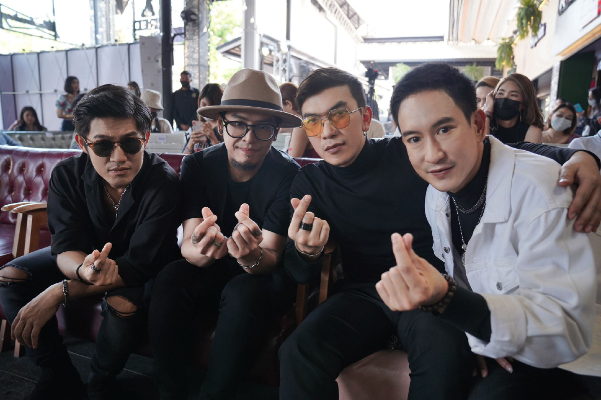 แพท กลั้นน้ำตาไว้ไม่อยู่ วงPOWER PAT  คัมแบ็ค ในรอบ20ปี