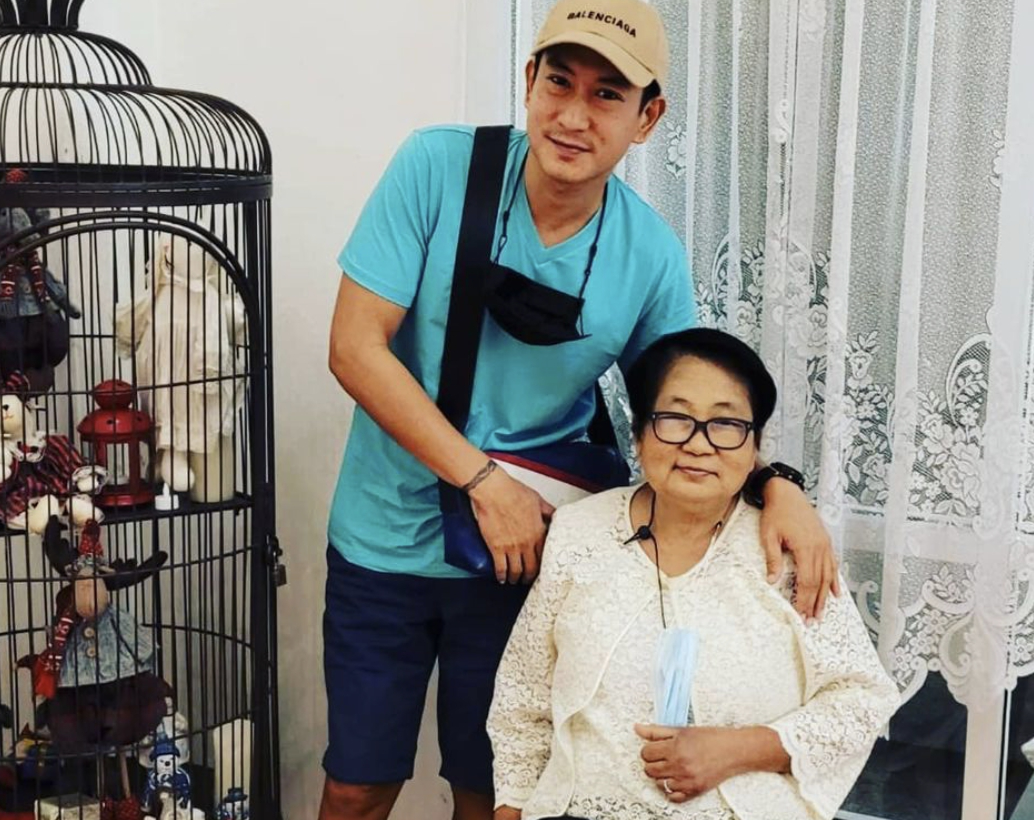 แพท ขอทดแทนบุญคุณพ่อ-แม่ มอบเงินเดือนก้อนแรกให้ ชดเชยเวลา16ปี