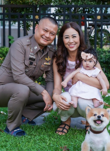 เอส กันตพงศ์ พาลูกสาว น้องวาเลนติน่า ไปเยี่ยมคุณปู่-คุณย่า
