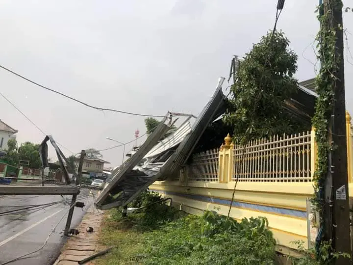 เปิดภาพความเสียหาย พายุฤดูร้อนพัดถล่มไทย