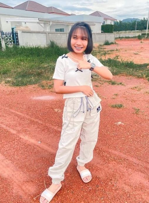 "ลิลลี่ ได้หมดถ้าสดชื่น" ถูกชาวเน็ตด่าไม่เลิก ขนาดใช้ฟิลเตอร์ถ่ายรูป