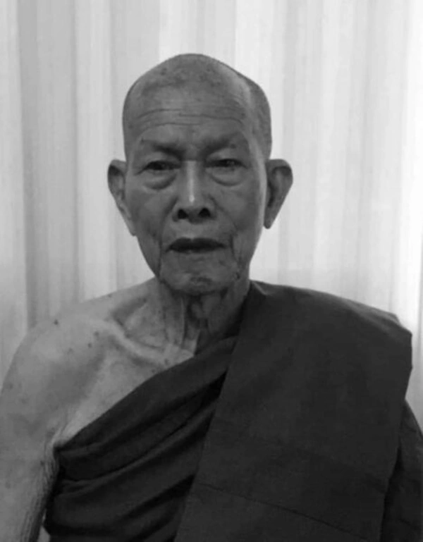 หลวงปู่พระครูจันทร์ คเวสโก เจ้าอาวาสวัดดัง จ.แพร่ มรณภาพ สิริอายุมงคล
