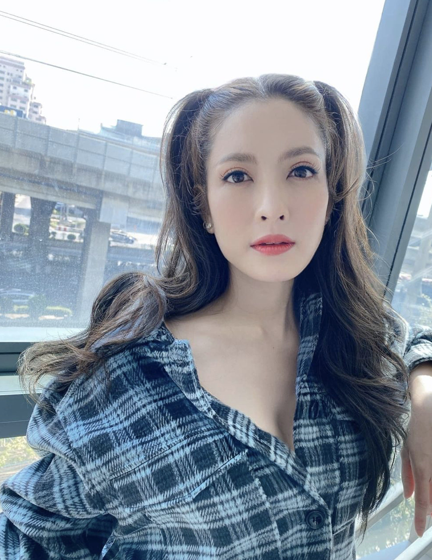 แอฟ ทักษอร น้อมรับ หลังโดนวิจารณ์ไม่แซ่บสมชื่อรายการ