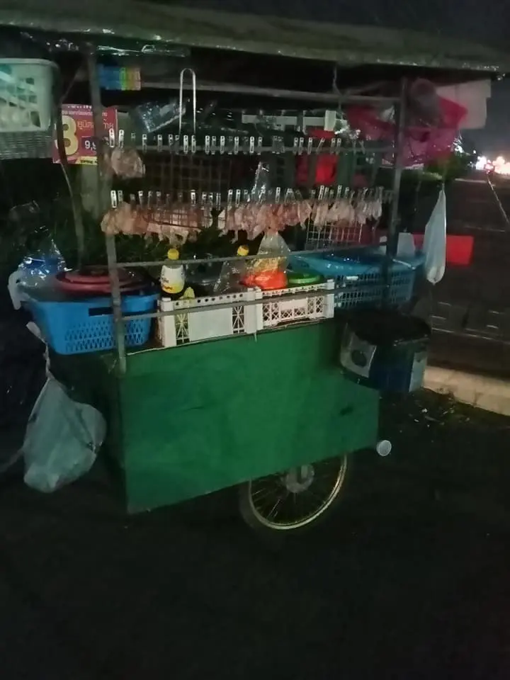 สาวน้ำตาไหล เห็นหน้าคุณลุงที่เก็บกระเป๋าตังค์ได้