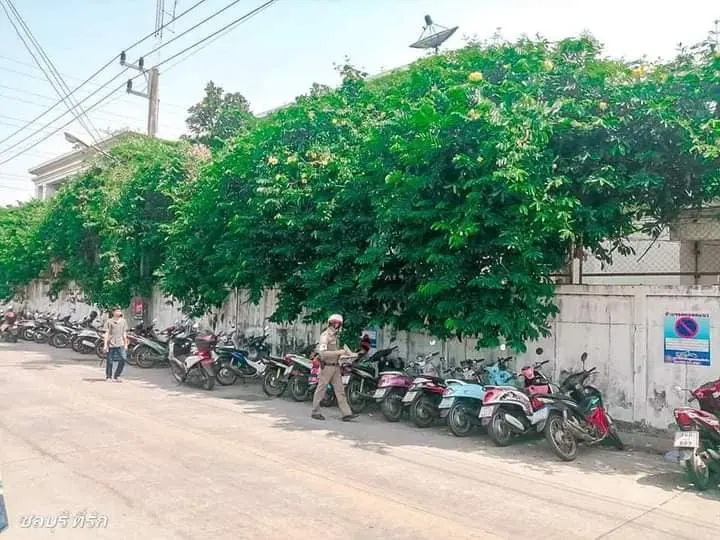 โซเชียลแชร์สนั่น ใครกลับแล้วมาไม่เจอรถ ไปรับคืนได้ที่โรงพัก